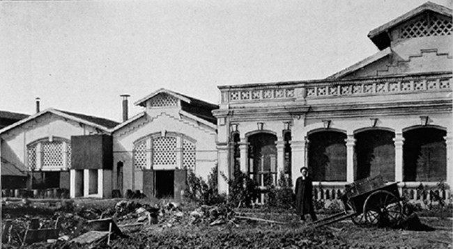Фабрика в 1900 году. Фото: luutru.gov.vn