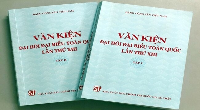 Серия книг «Документы XIII съезда КПВ». Фото: dangcongsan.vn