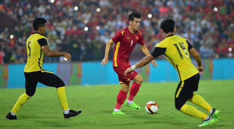 Тиен Линь забил решающий гол в этом матче. Фото: Чан Хай