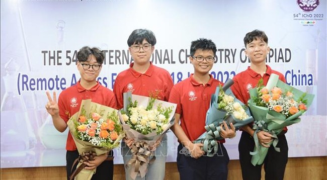 Члены вьетнамской команды. Фото: VNA