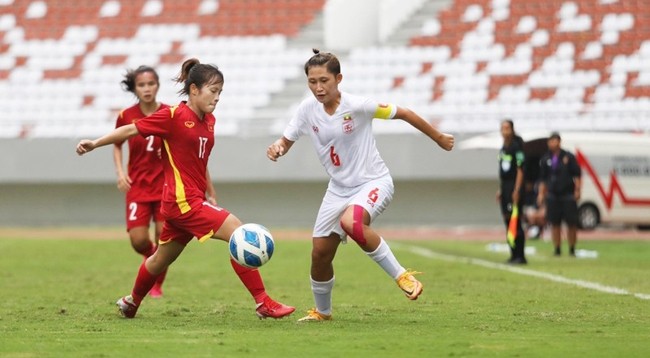 Вьетнамские игроки (в красном) одержали победу со счетом 4:1. Фото: Федерация футбола Вьетнама