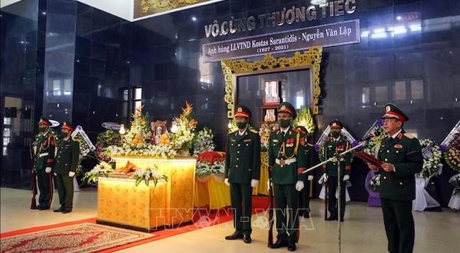 Церемония прощания с Героем Народных вооруженных сил Костасом Сарантидисом Нгуен Ван Лапом. Фото: VNA
